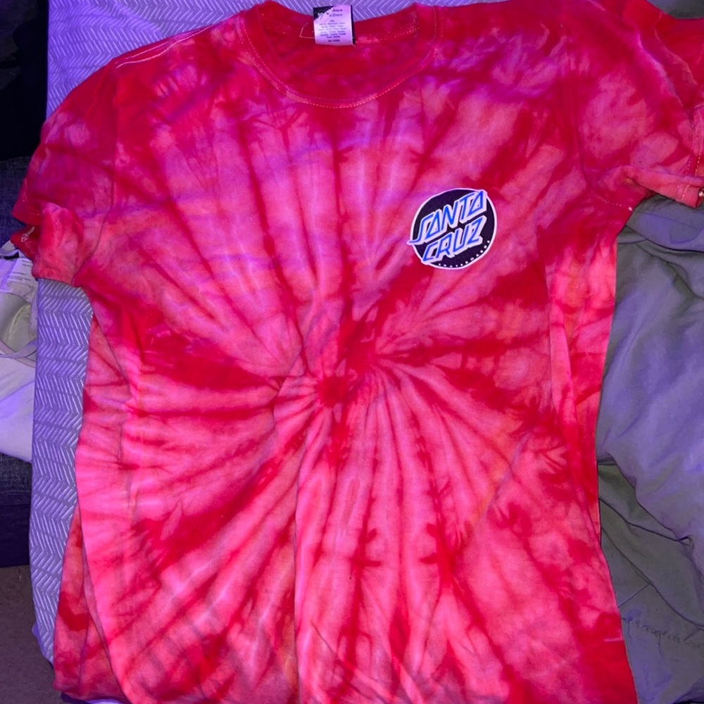 santa cruz t-shirt size women’s small